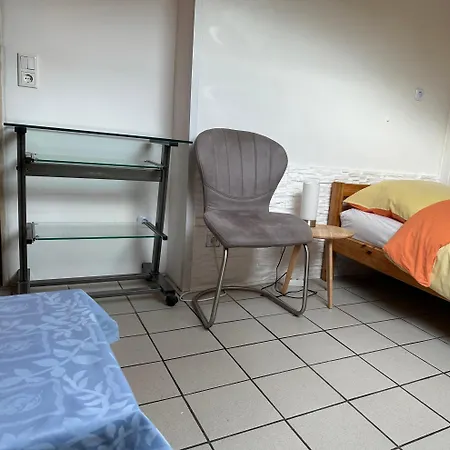 , Ruhig Gute Messe Anbindung,parkplaetze & Top- Oeffentliche Verkehrsmittel Zur Und Messe * Düsseldorf