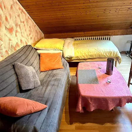 , Ruhig Gute Messe Anbindung,parkplaetze & Top- Oeffentliche Verkehrsmittel Zur Und Messe 뒤셀도르프