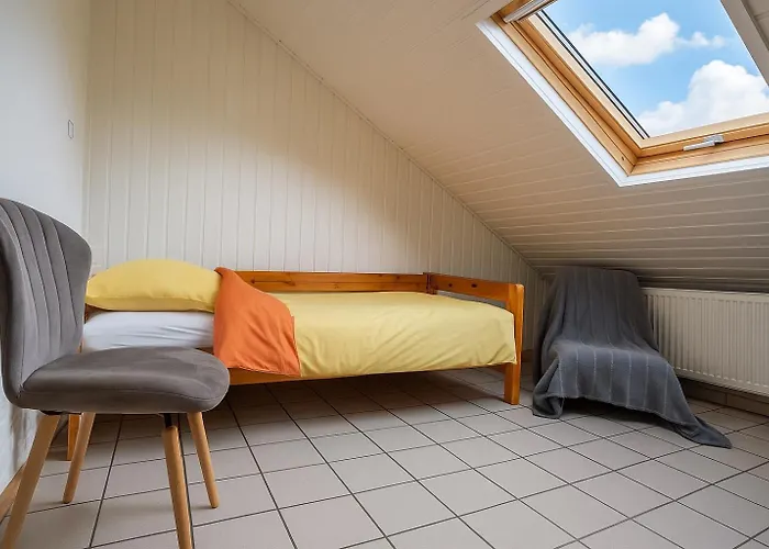 , Ruhig Gute Messe Anbindung,parkplaetze & Top- Oeffentliche Verkehrsmittel Zur Und Messe دوسلدورف